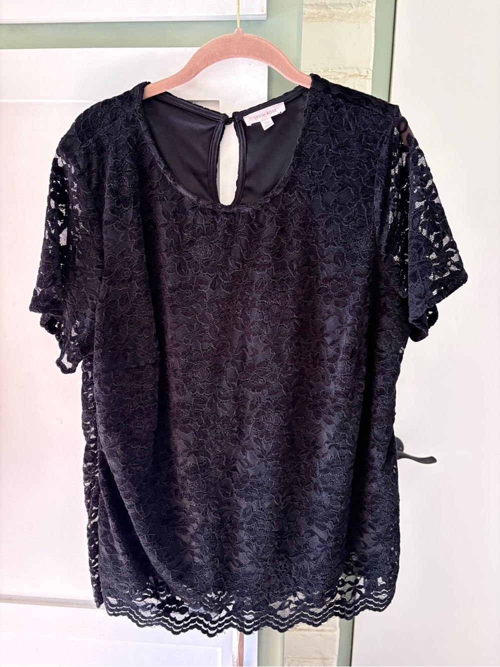 Women's Black Lace Short Sleeve Blouse